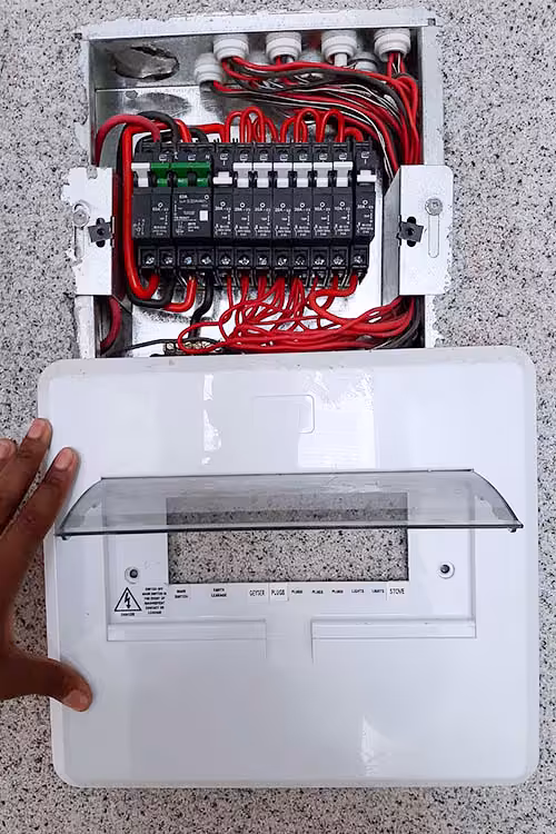 Makhonatsotlhe Trading - Electrical & Construction Services in Daniëlskuil