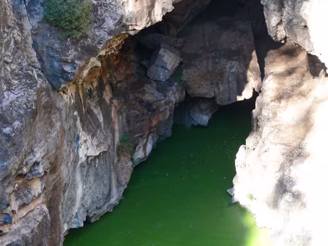 Boesmansgat Sinkhole Attraction near Daniëlskuil